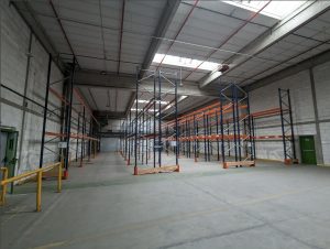Lire la suite à propos de l’article Arrivage de racks à palettes MECALUX