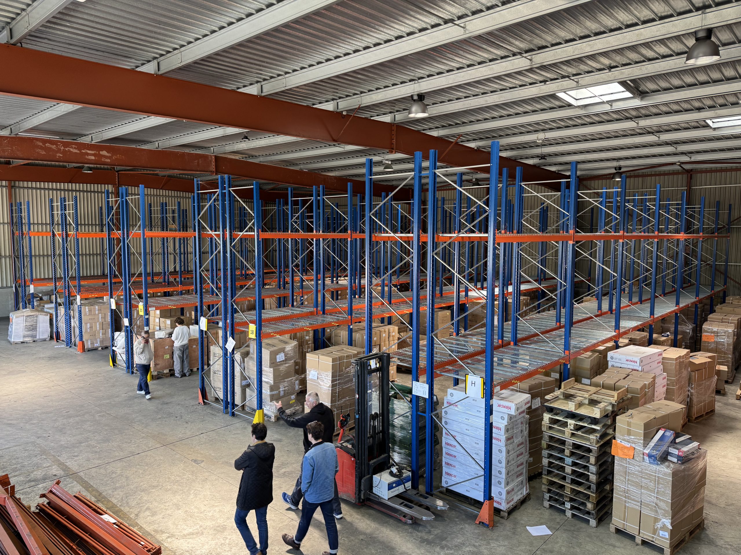 Lire la suite à propos de l’article Arrivage de racks à palettes SLP