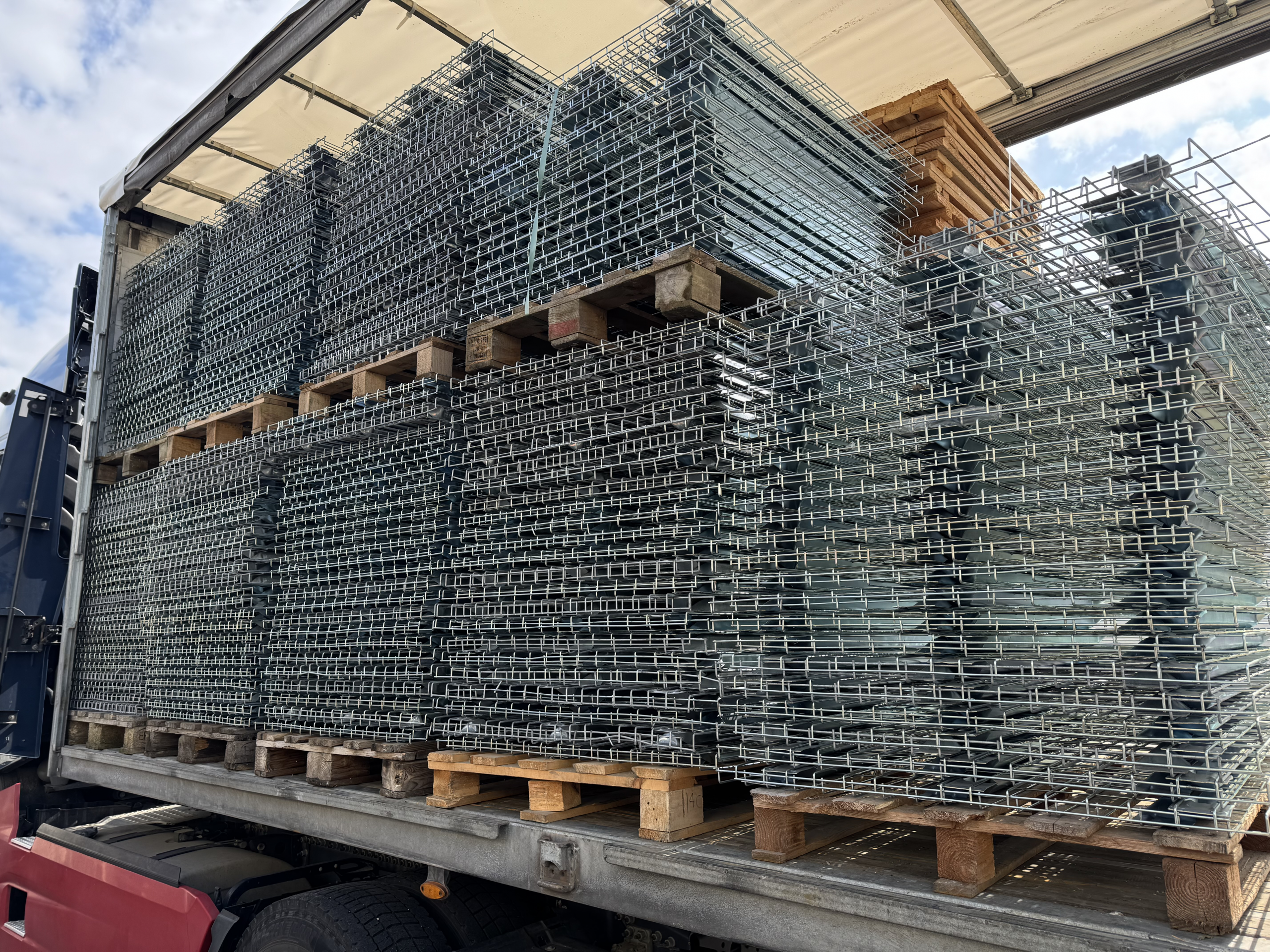 Lire la suite à propos de l’article Arrivage de caillebotis