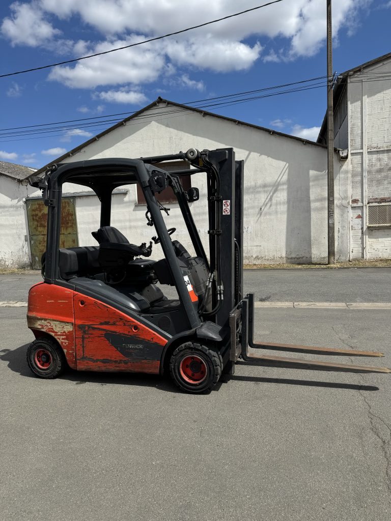 Vue d'ensemble du chariot (de plus loin)