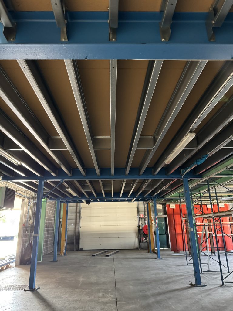 Dessous de la mezzanine