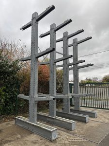 Lire la suite à propos de l’article Arrivage de cantilever ELVEDI en acier galvanisé